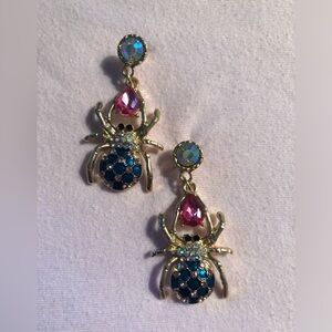 NWOT Spider Earrings
